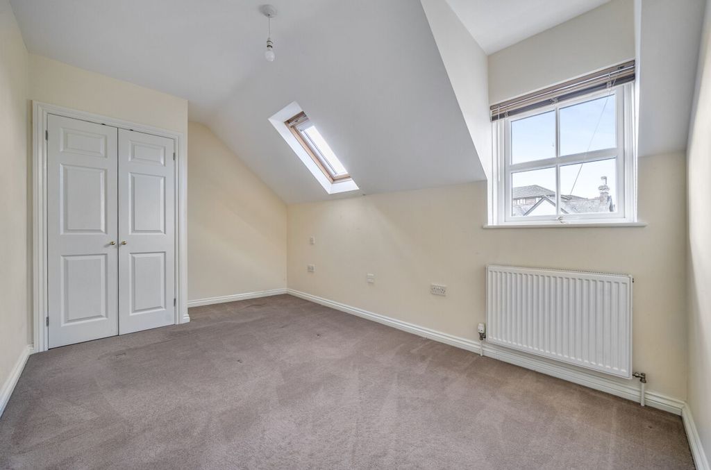2 bed semi-detached house for saleStation Road, Liss GU33 photo 4
