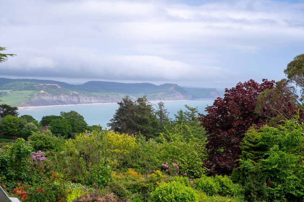 5 bed detached house for saleSidmouth Road, Lyme Regis, Dorset DT7
