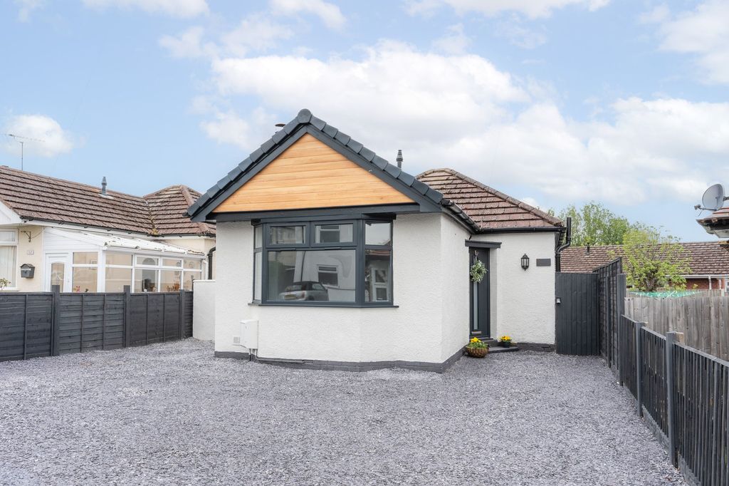 2 bed detached bungalow for saleFairview Crescent, Prestatyn LL19