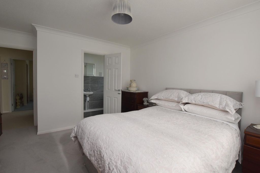 Additional image 17 of 4 bed detached house for saleQueens Road, Littlestone TN28