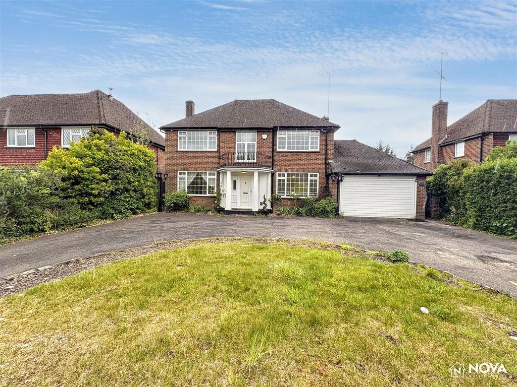 4 bed detached house for saleOld Bedford Road, Luton LU2