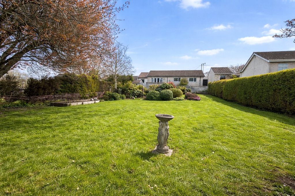Additional image 16 of 3 bed bungalow for saleCamuset Close, Milford Haven, Dyfed SA73