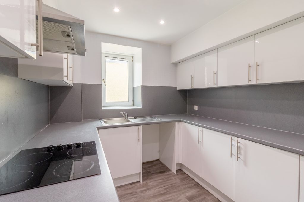 2 bed flat for saleSt. Marys Road, Montrose DD10