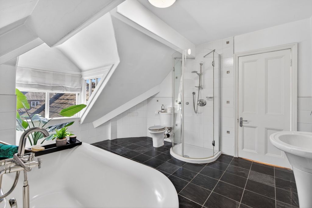 Additional image 38 of 6 bed town house for saleSeafield Road, Lytham Saint Anne’S, Lancashire FY8