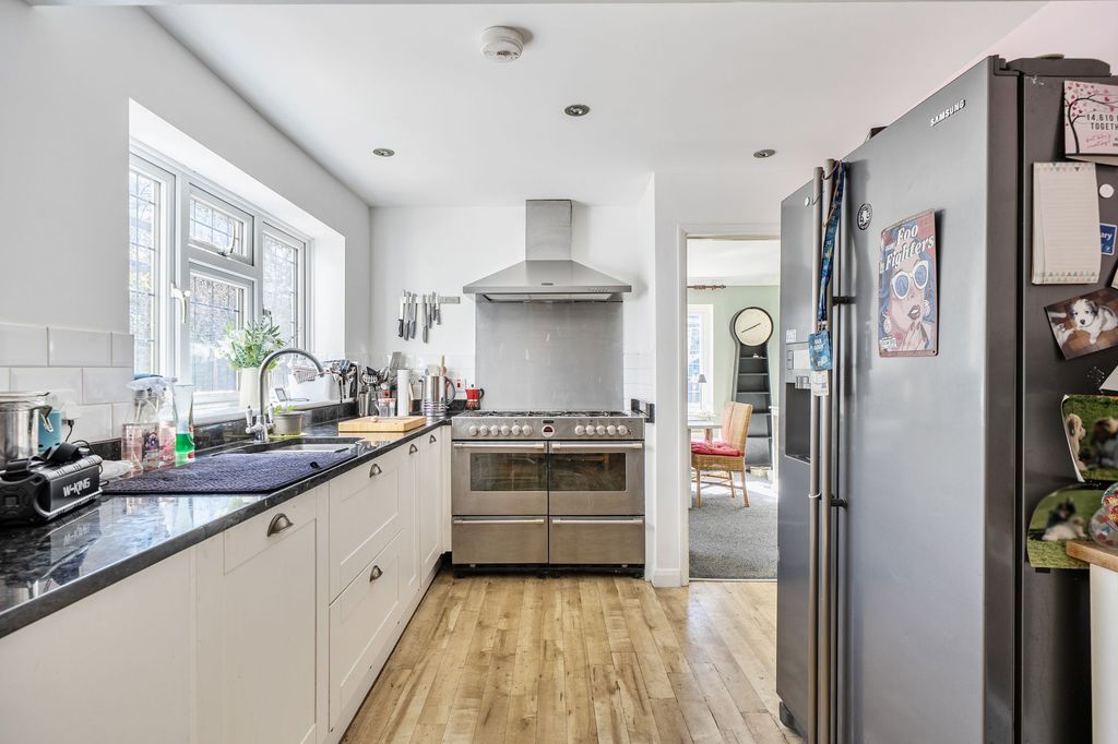 Additional image 11 of 3 bed detached house for saleHarriotts Lane, Ashtead KT21