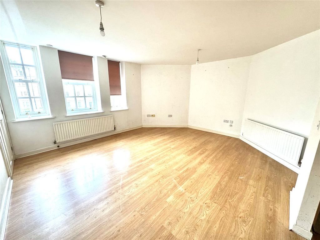 Additional image 4 of 2 bed flat for saleTuke Grove, Wakefield, West Yorkshire WF1
