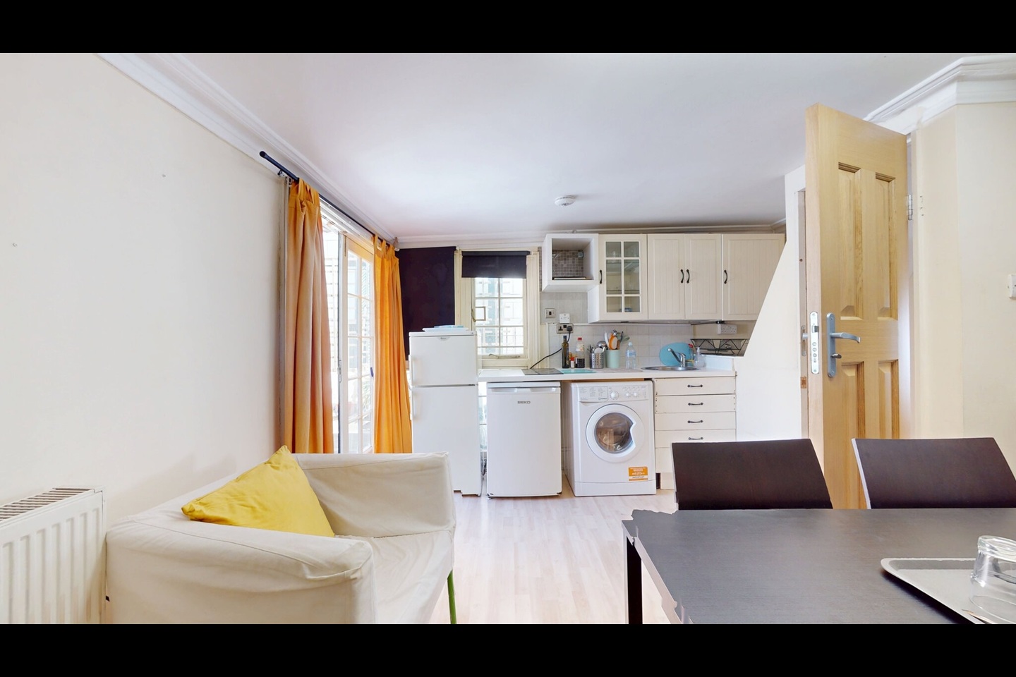 Room in a Shared Flat, Charring Cross Prime Location, WC2N, N1 7GU photo 3