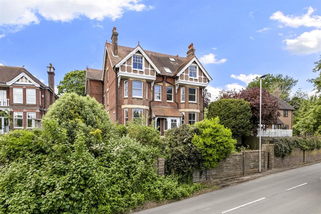 7 bed semi-detached house for saleKing Henrys Road, Lewes BN7