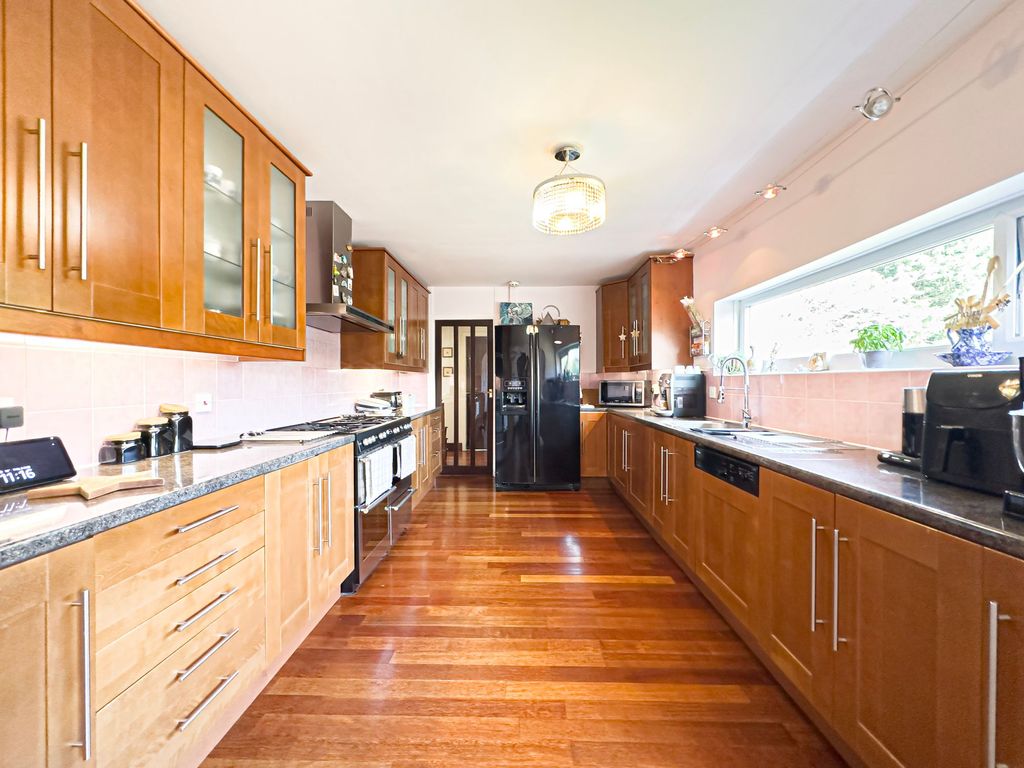 Additional image 2 of 5 bed detached house for saleNoctorum Lane, Prenton CH43