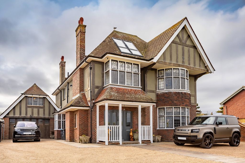 5 bed detached house for saleRoyal Esplanade, Margate CT9