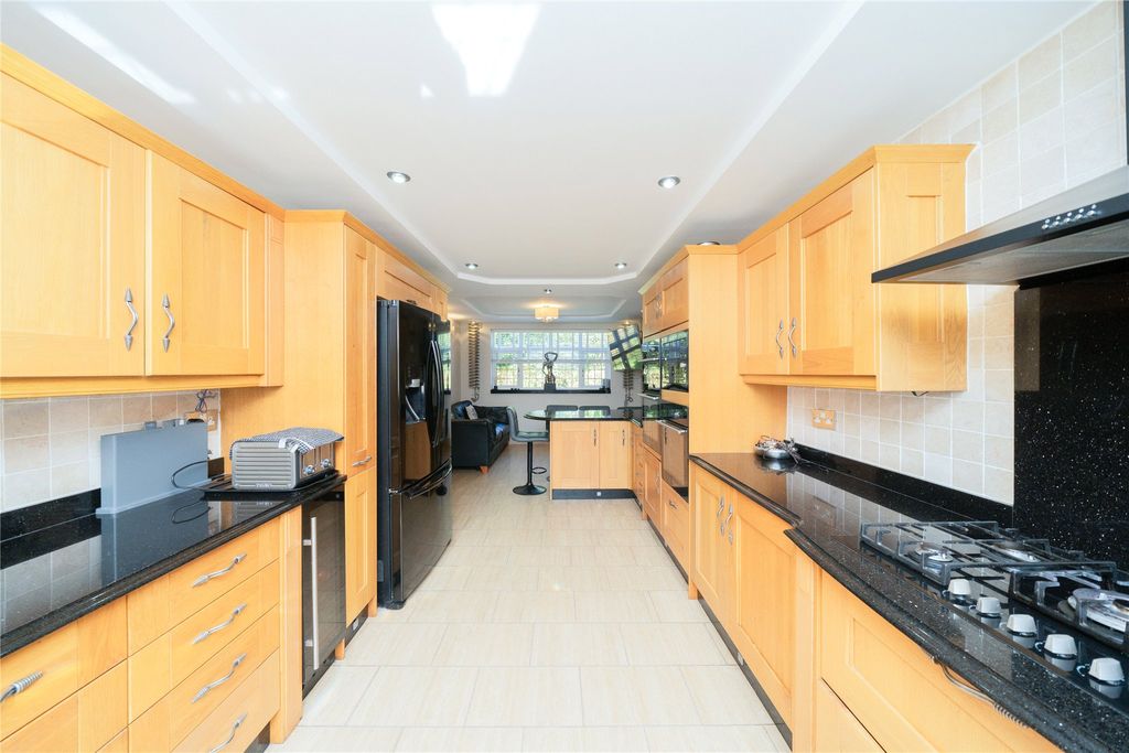 Additional image 14 of 6 bed detached house for saleHanns Hall Road, Neston, Cheshire CH64