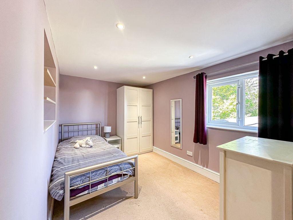 Additional image 28 of 4 bed detached house for saleChester High Road, Neston CH64