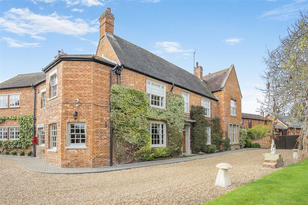 Additional image 34 of 6 bed detached house for saleMill Lane, Newport Pagnell MK16