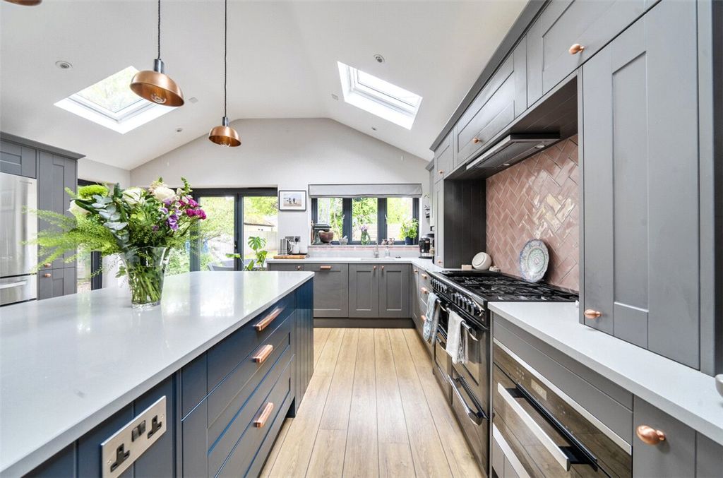 Additional image 6 of 4 bed detached house for saleElcot Lane, Marlborough, Wiltshire SN8
