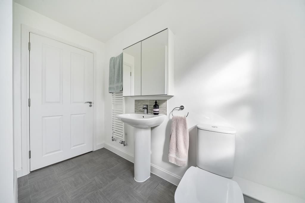 Additional image 13 of 2 bed flat for saleNewbury, Berkshire RG14