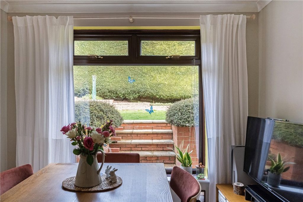 Additional image 8 of 4 bed detached house for saleHughes Close, Marlborough, Wiltshire SN8