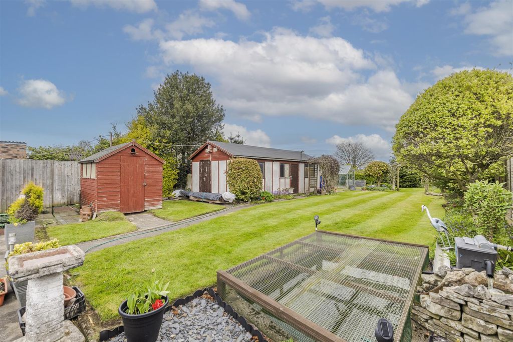 Additional image 25 of 3 bed detached bungalow for saleColleys Lane, Willaston, Cheshire CW5