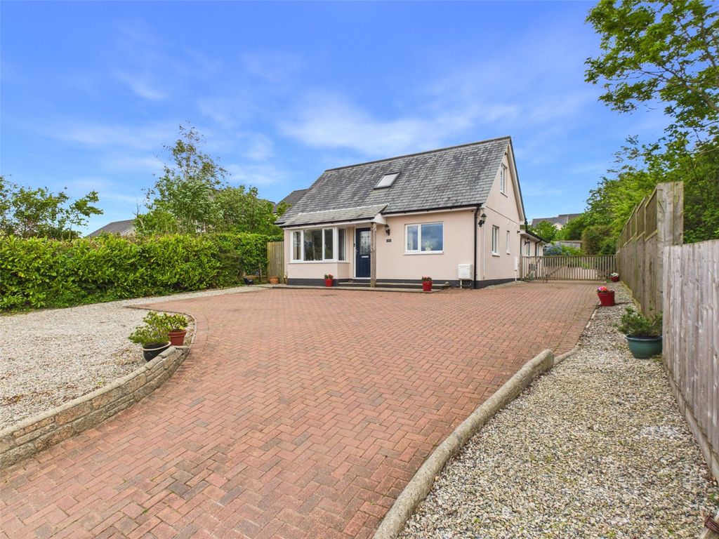 4 bed detached house for saleCrediton Road, Okehampton, Devon EX20