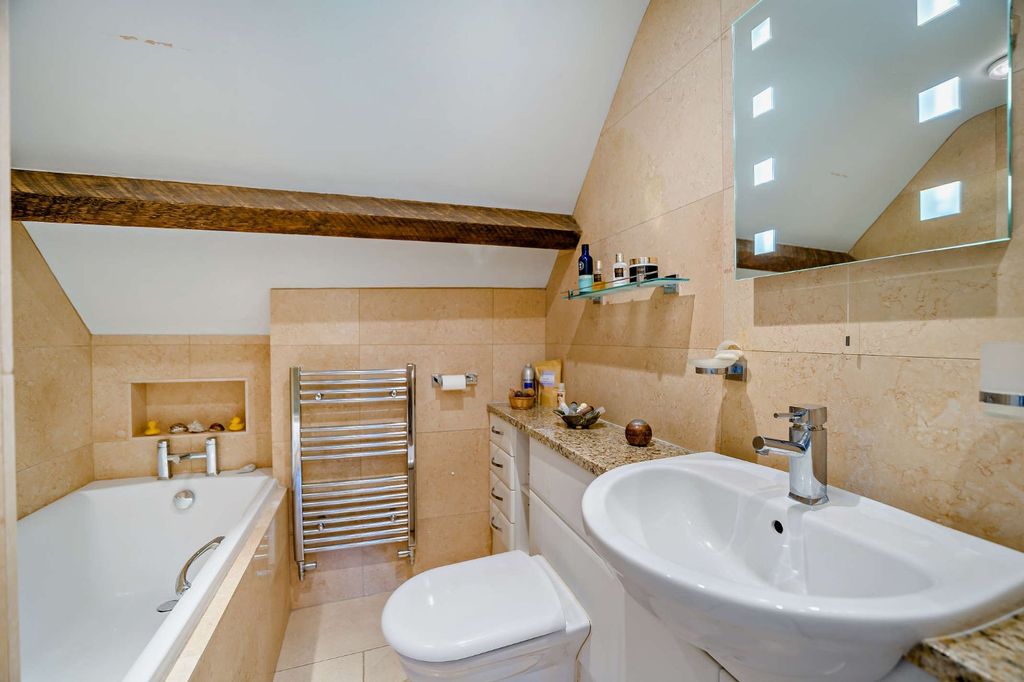 Additional image 13 of 3 bed semi-detached house for saleBurford Road, Lechlade, Gloucestershire GL7