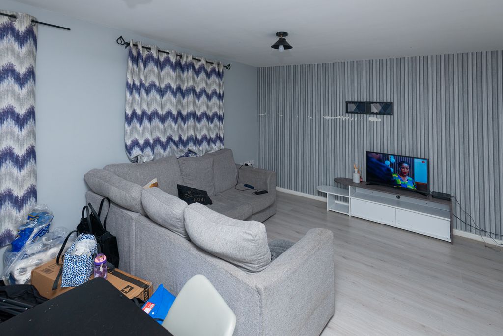 Additional image 3 of 1 bed flat for saleTerrace Road, Rotherham S62