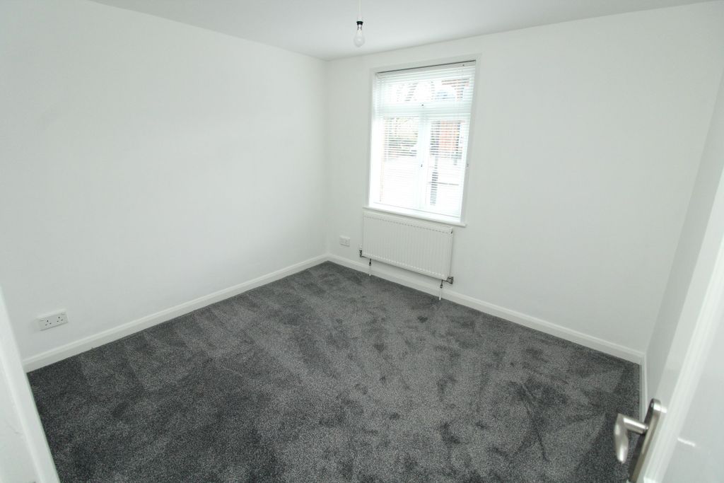 Additional image 7 of 2 bed flat for saleHigh Street, Newport Pagnell MK16