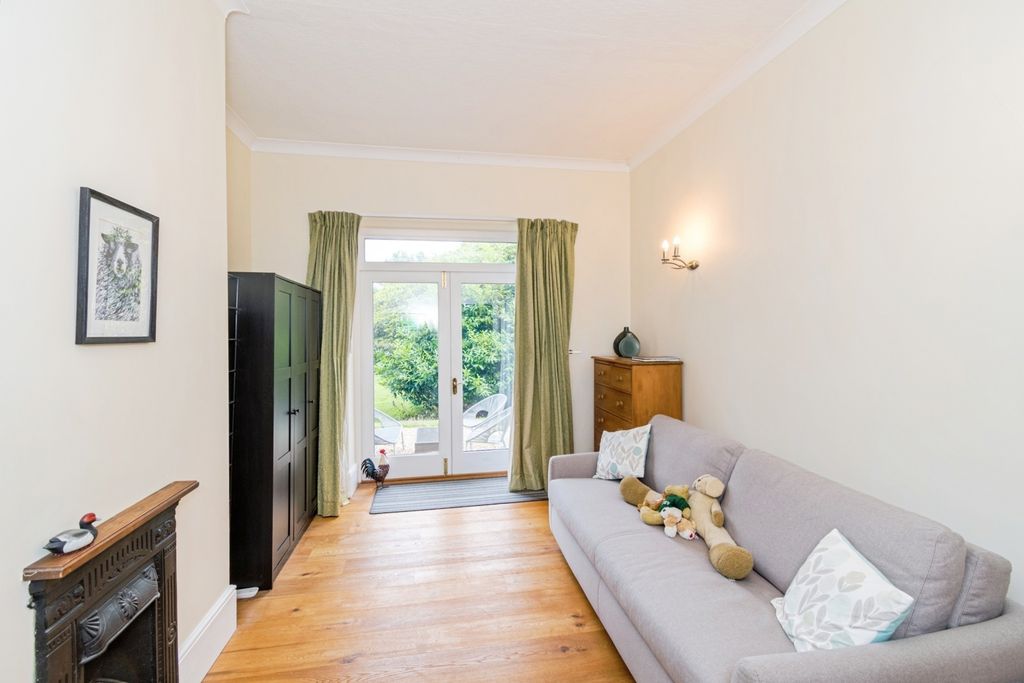 Additional image 4 of 3 bed flat for saleGosport Lane, Lyndhurst, Hampshire SO43
