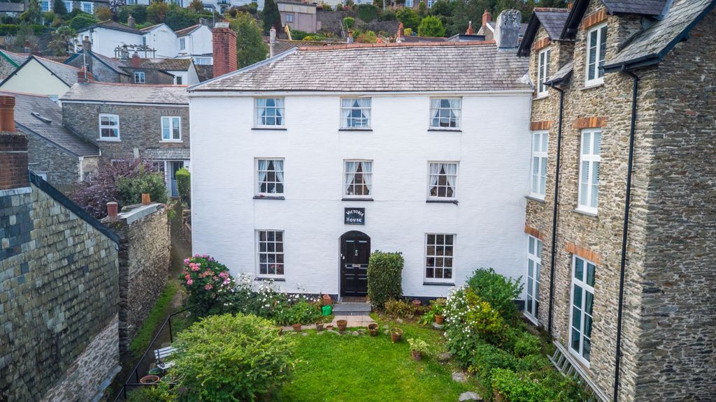 6 bed semi-detached house for saleLydiate Lane, Lynton EX35