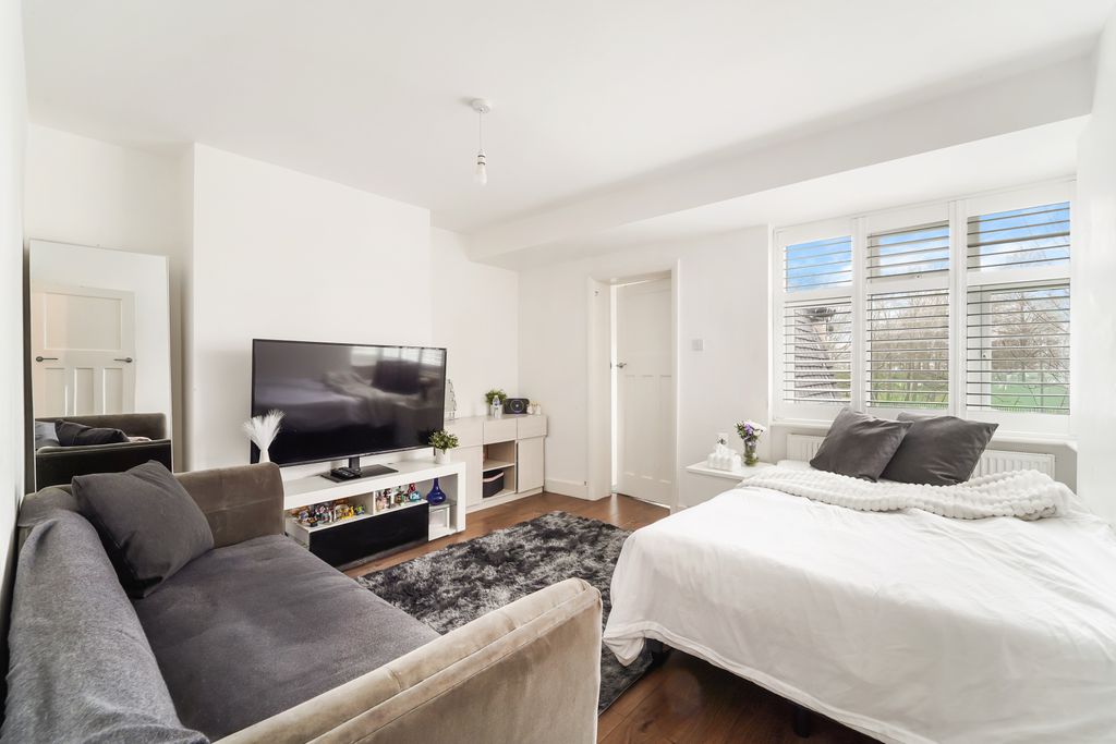 Additional image 2 of 2 bed maisonette for saleTudor Drive, Morden SM4