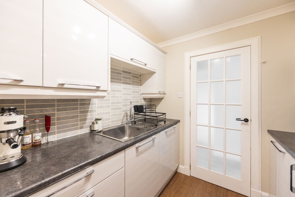 Additional image 5 of 1 bed flat for sale39B, Lawrie Terrace, Loanhead EH20