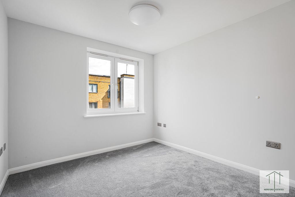 Additional image 8 of 2 bed flat for saleTaywood Road, Northolt UB5