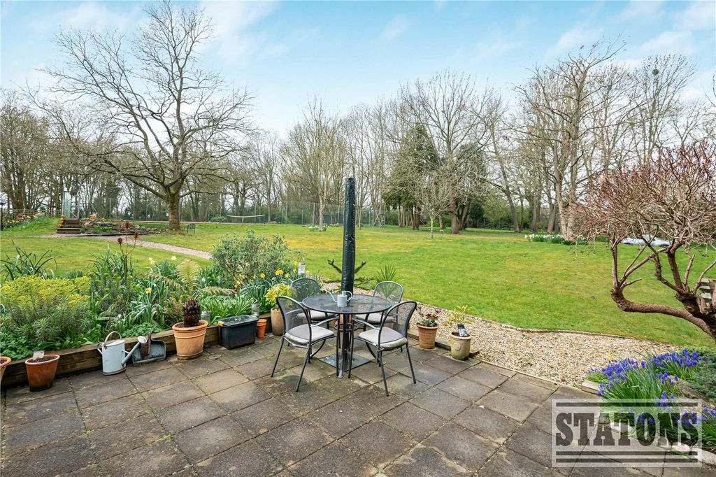 Additional image 15 of 2 bed flat for saleRydal Mount, Santers Lane, Potters Bar, Hertfordshire EN6