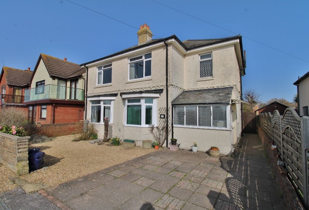 5 bed detached house for salePortsmouth Road, Lee-On-The-Solent PO13