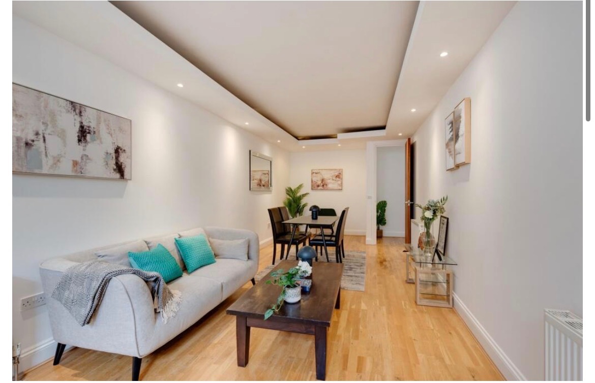1 Bed Flat, Weymouth Mews, W1G, N1 7GU photo 3