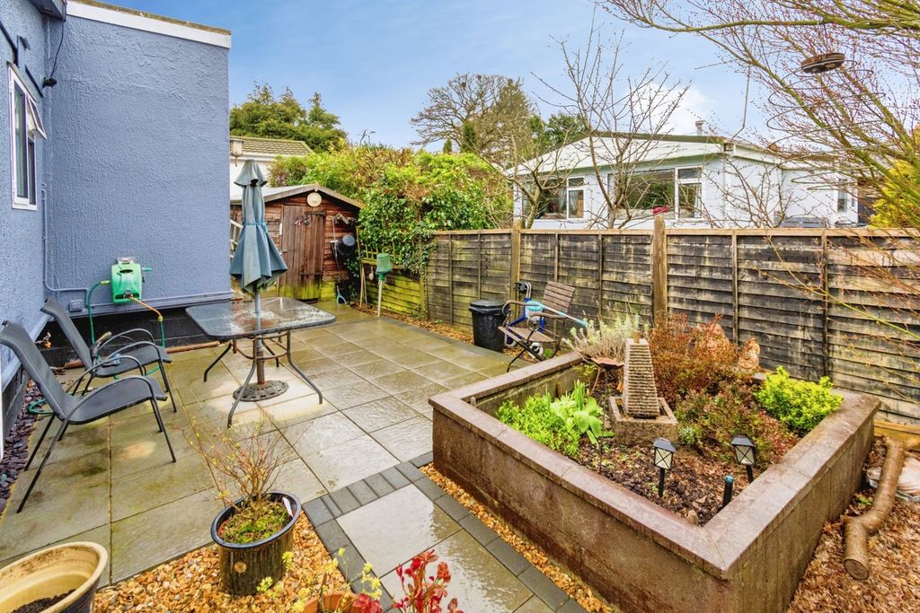 Additional image 18 of 1 bed mobile/park home for saleThatched Cottage Park, Southampton Road, Lyndhurst, Hampshire SO43