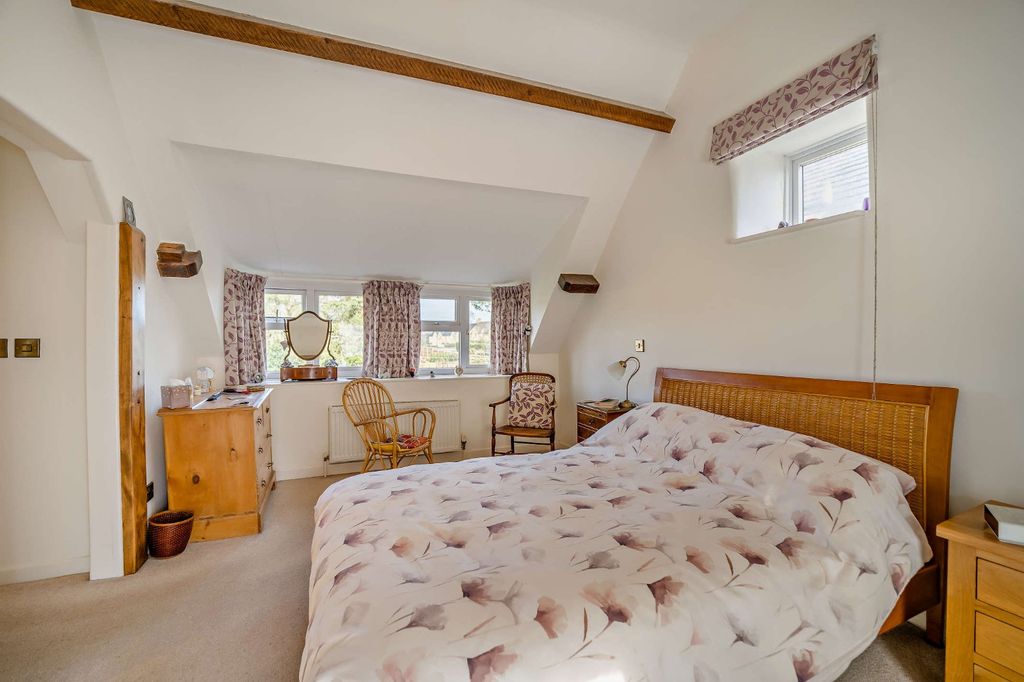 Additional image 8 of 3 bed semi-detached house for saleBurford Road, Lechlade, Gloucestershire GL7