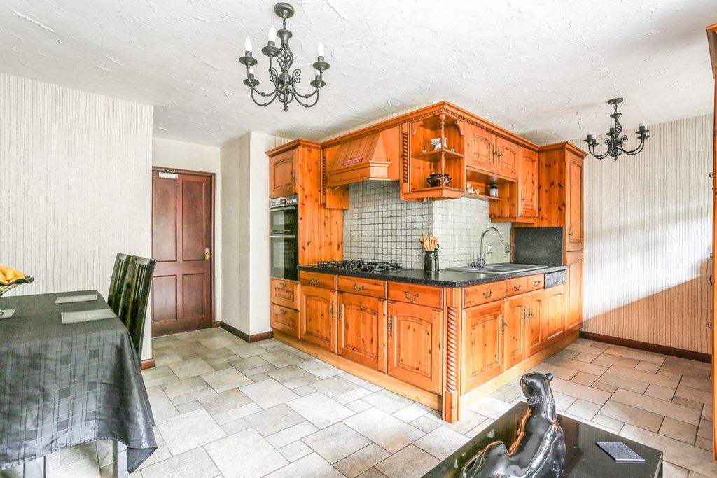 Additional image 9 of 5 bed detached house for saleRutherford Glen, Whitestone, Nuneaton CV11