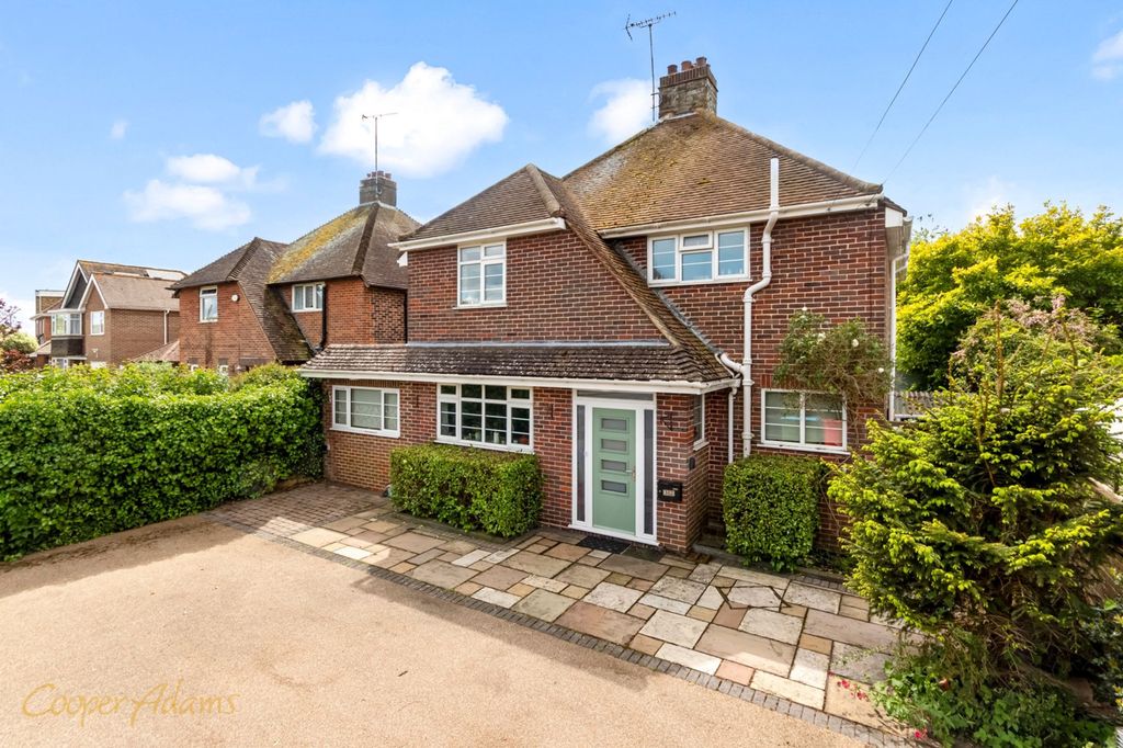 4 bed detached house for saleChurch Street, Littlehampton BN17