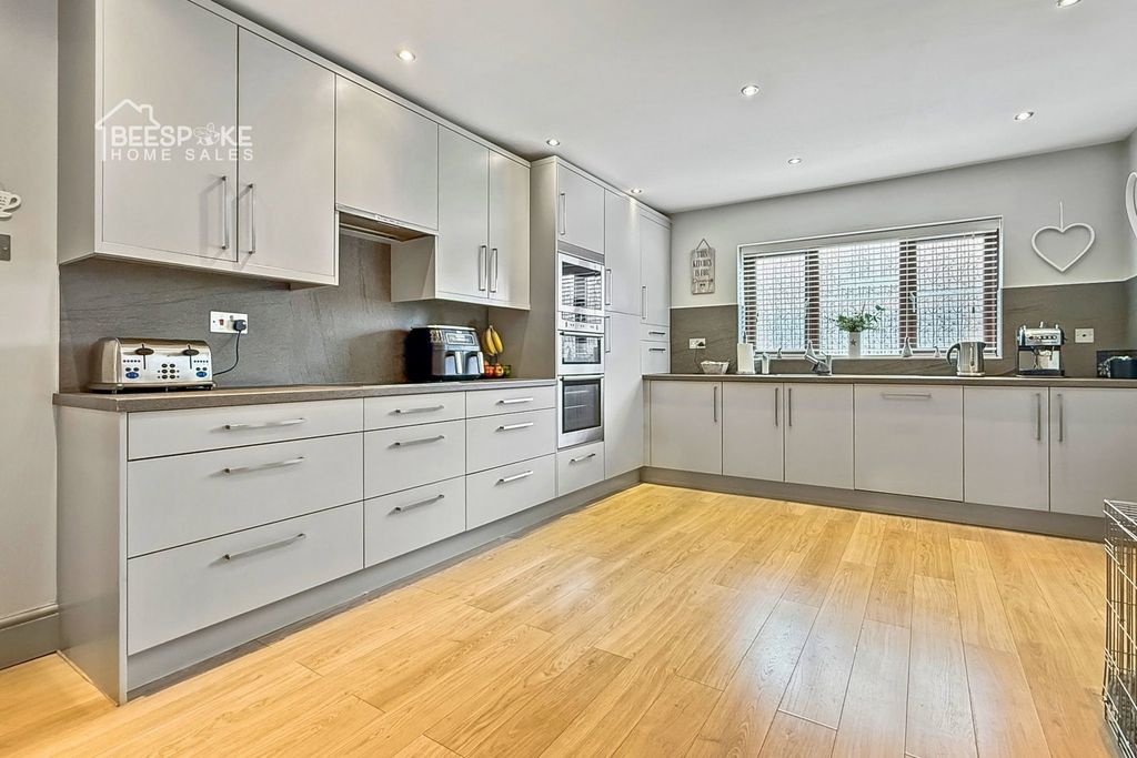 Additional image 5 of 4 bed detached house for saleNorthfield Avenue, Pleasley Vale, Mansfield NG19