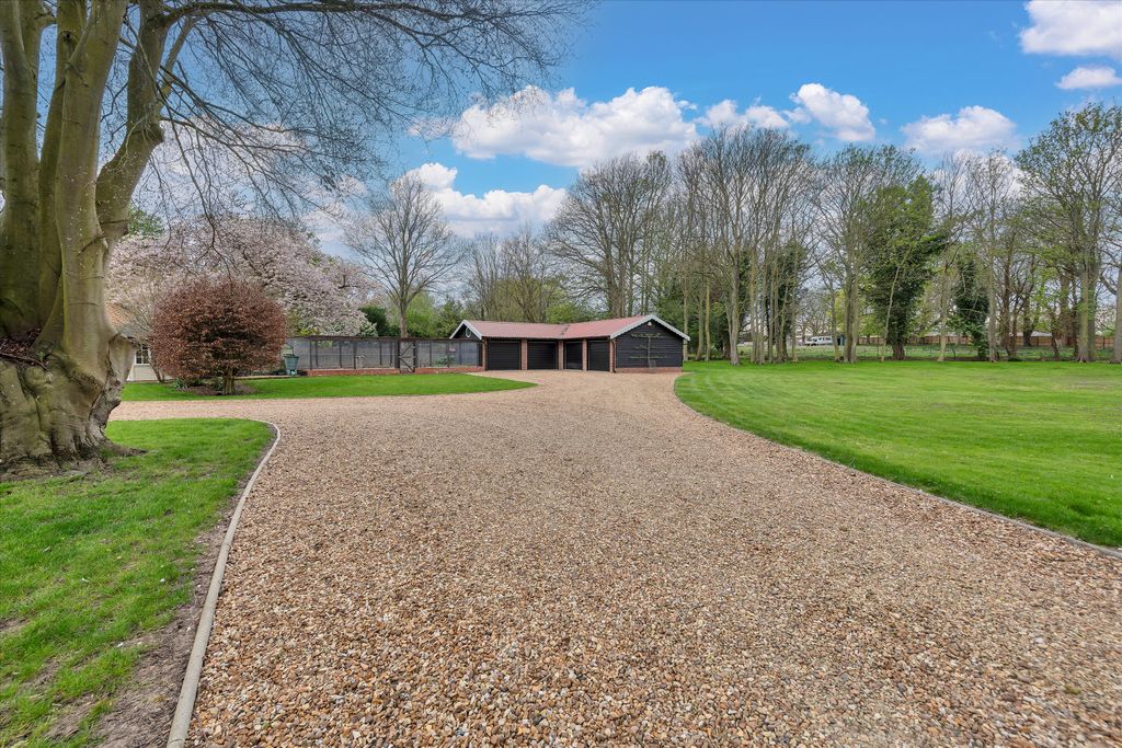 Additional image 23 of 4 bed semi-detached house for saleCotton End Road, Exning, Suffolk CB8