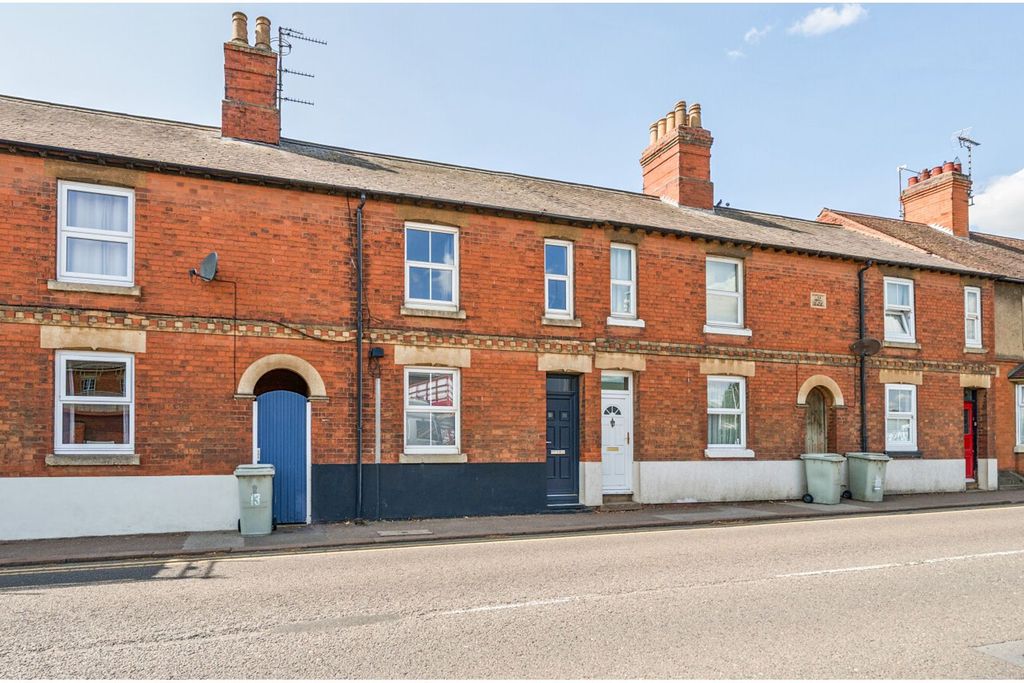 3 bed terraced house for saleBarleythorpe Road, Oakham LE15