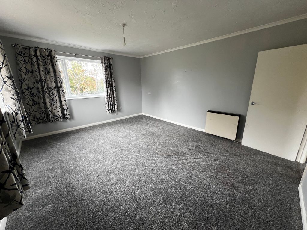 Additional image 5 of 1 bed flat for saleRuskin Court, Newport Pagnell MK16