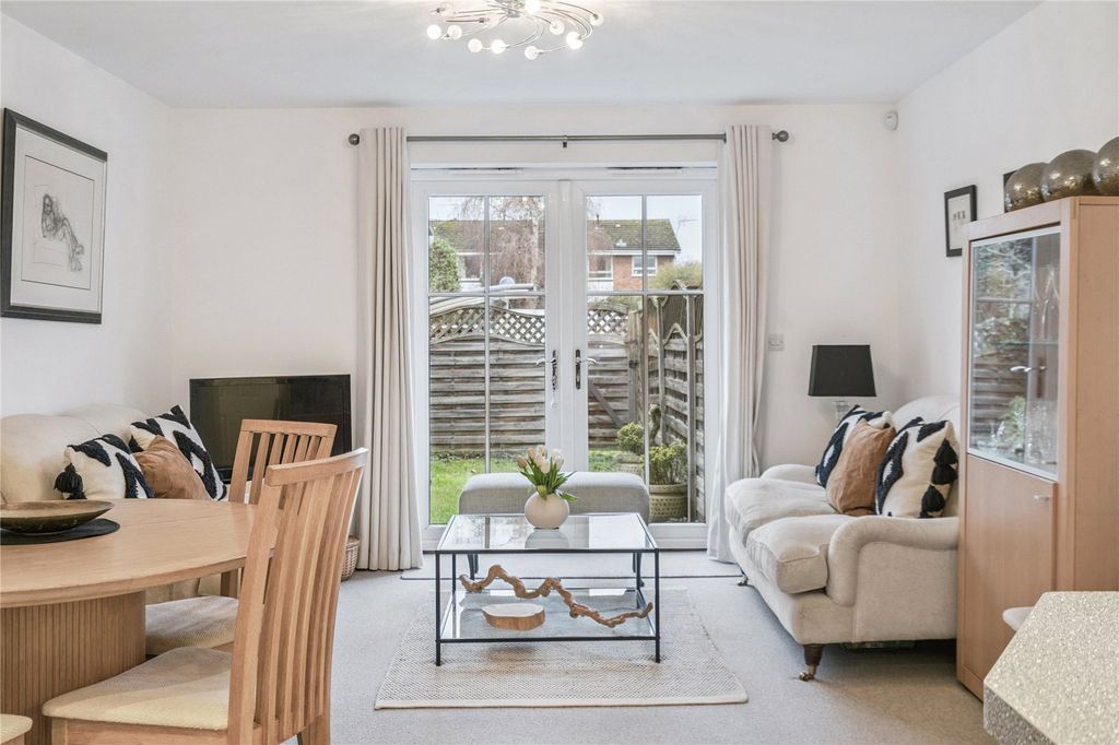 Additional image 2 of 2 bed flat for saleDedmere Road, Marlow, Buckinghamshire SL7