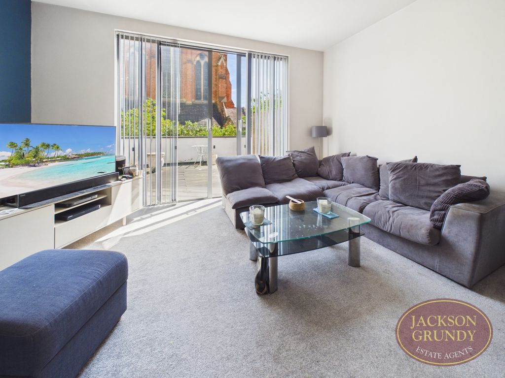 2 bed flat for saleDuke Street, The Mounts NN1 photo 3