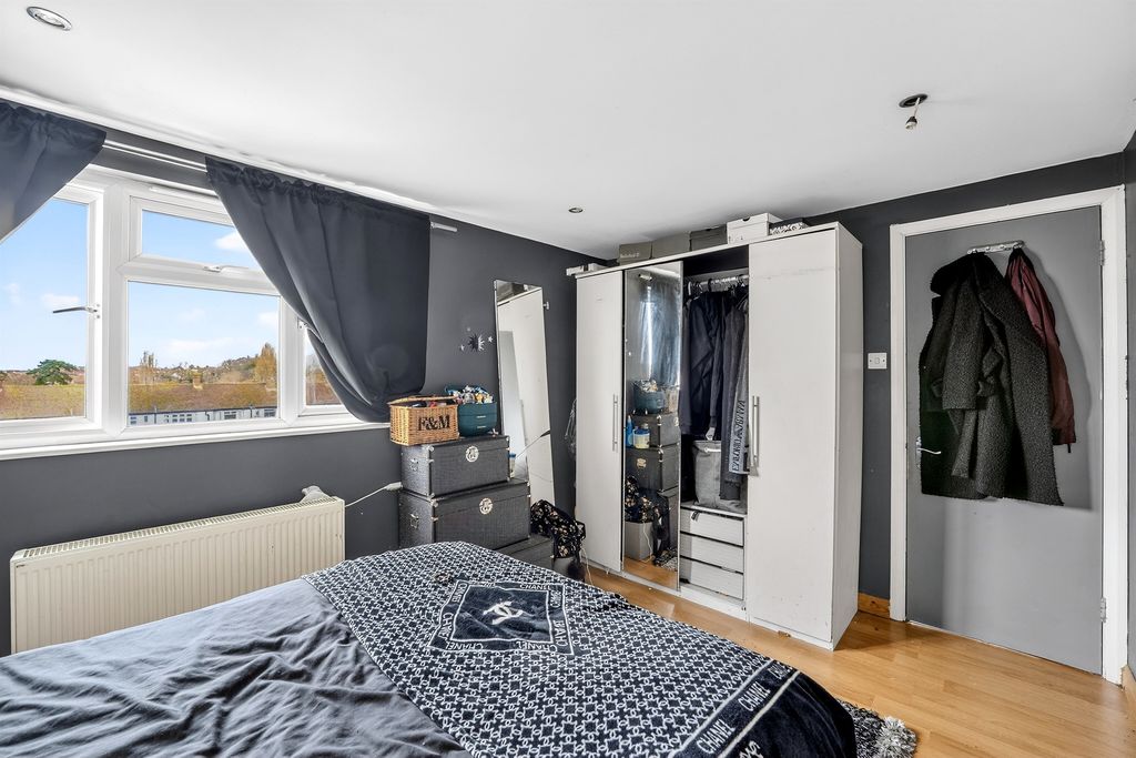 Additional image 10 of 5 bed semi-detached house for saleTudor Drive, Morden SM4