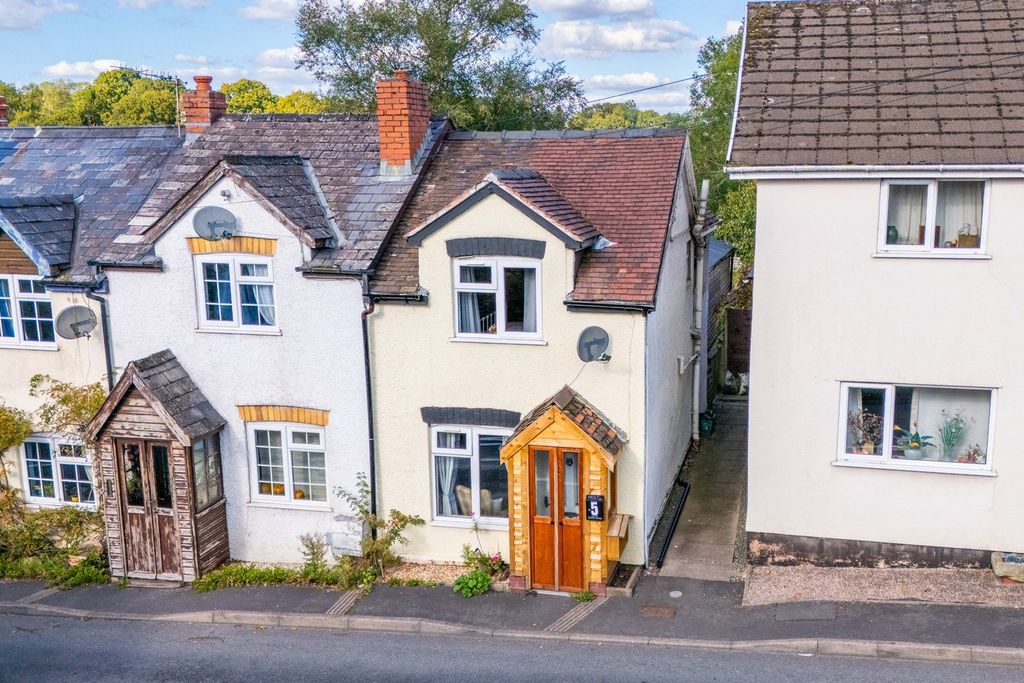 2 bed terraced house for saleNorth Avenue, Llandrindod Wells LD1
