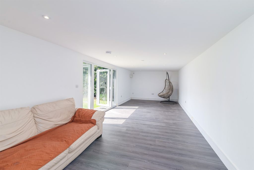 Additional image 22 of 5 bed detached house for saleLangford Road, Maldon CM9
