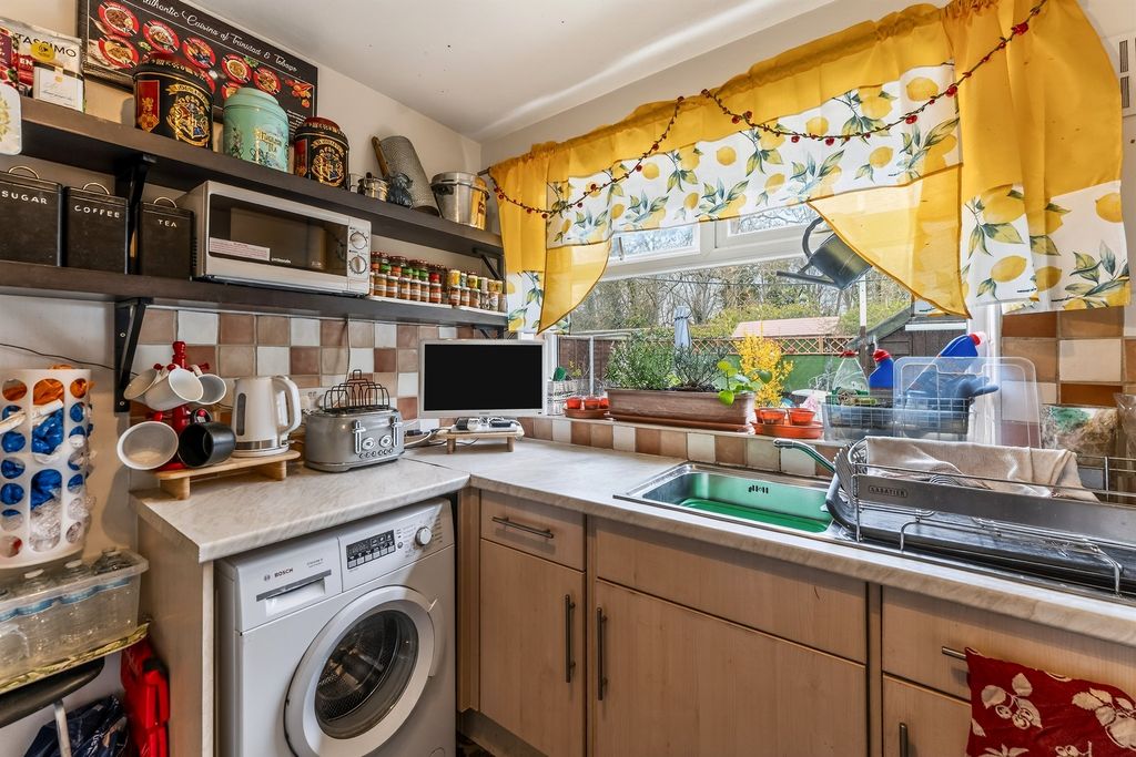 Additional image 5 of 2 bed maisonette for saleWandle Road, Morden SM4