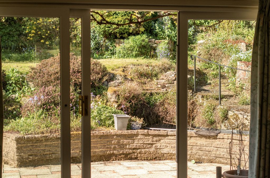 Additional image 16 of 3 bed chalet for sale3 Orchard Way, Midhurst GU29