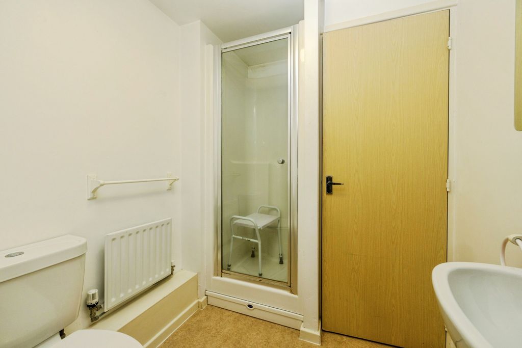 Additional image 9 of 1 bed flat for salePitcairn Avenue, Lincoln LN2