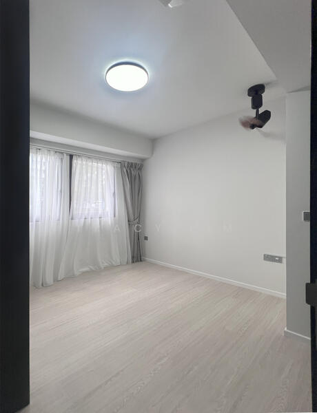 333 Guillemard Road photo 3